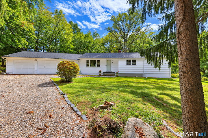 Property Photo:  4 Osborn Lane  CT 06468 