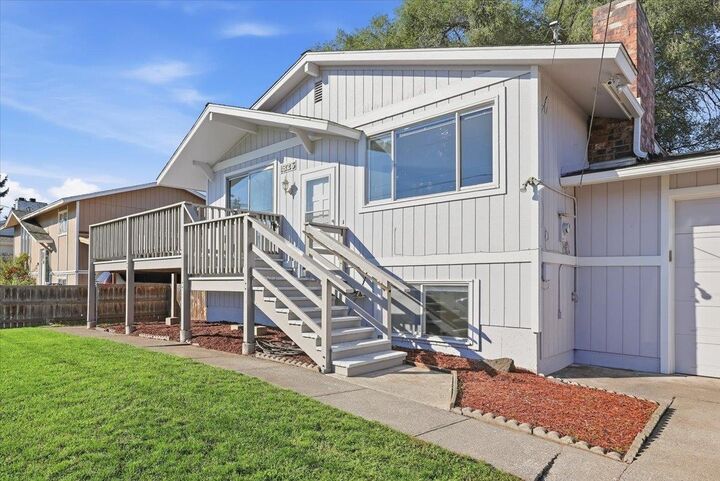 Property Photo: 1825 N Balfour Rd WA 99206