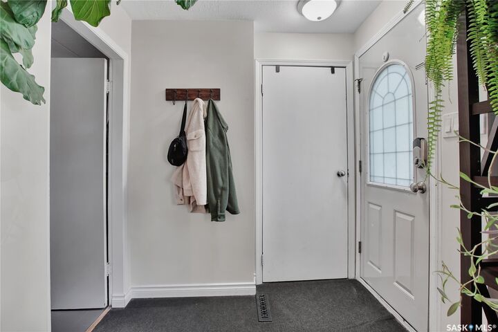 Property Photo:  1940 Coy Avenue  SK S7M 0J1 