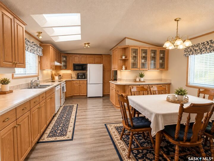 Property Photo:  518 March Avenue E  SK S0A 2A0 