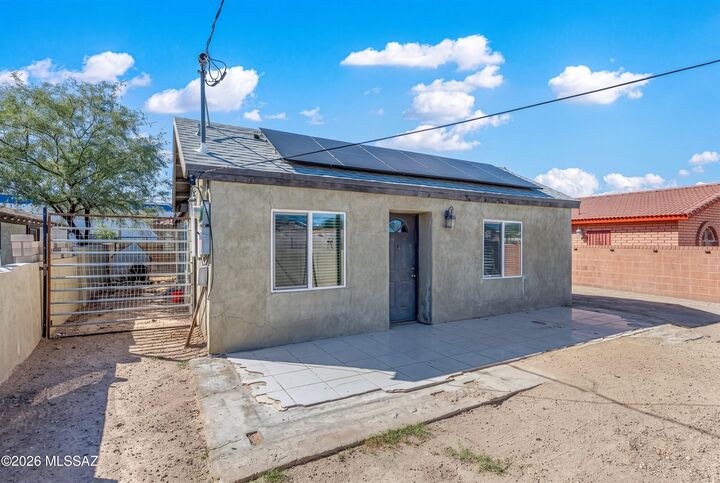 Property Photo:  1317 S 11th Avenue  AZ 85713 