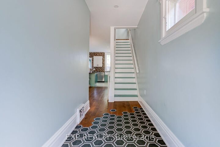 Property Photo: 11 Lorne Avenue ON L8M 2X5