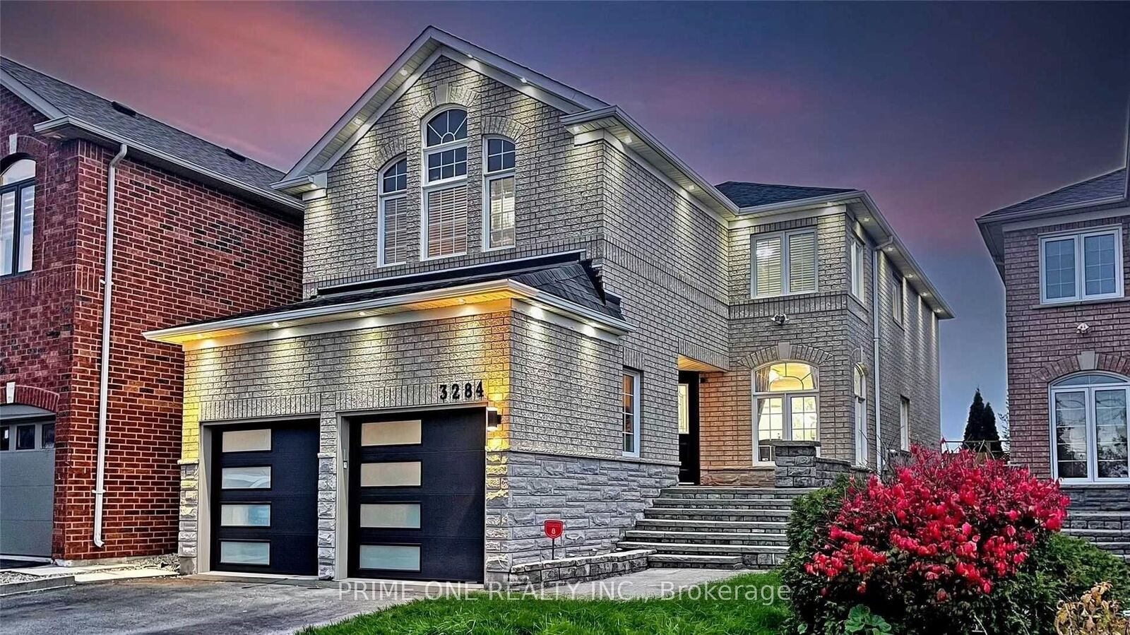Property Photo:  3284 Cactus Gate  ON L5N 8A6 