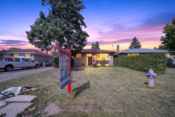 Property Photo: 12 Alexandria Crescent ON L6T 1N3