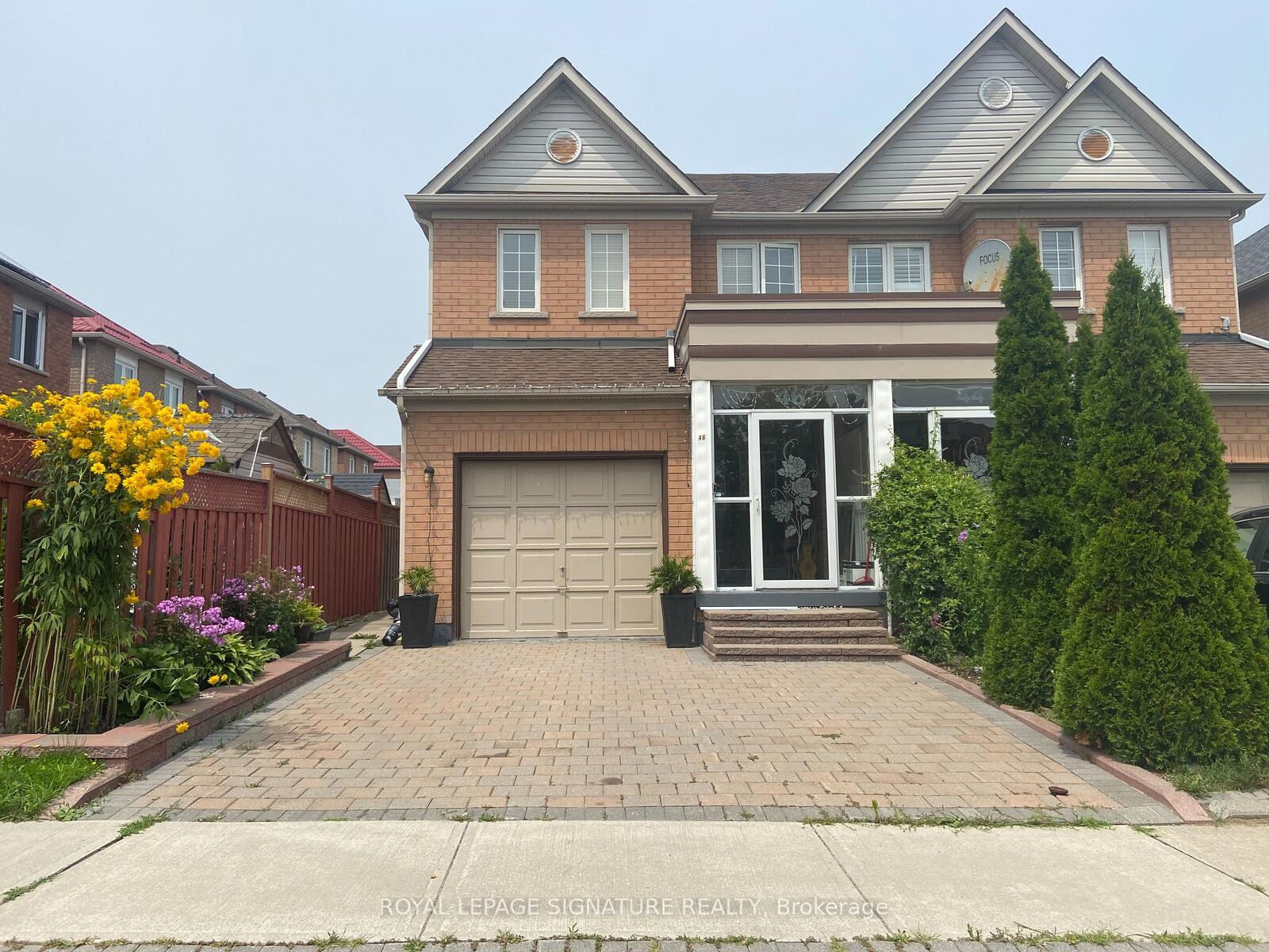 Property Photo:  46 Tara Crescent  ON L3S 4S8 