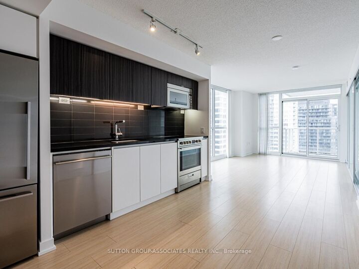 Photo de la propriété:  75 Queens Wharf Road 2808  ON M5V 0J8 