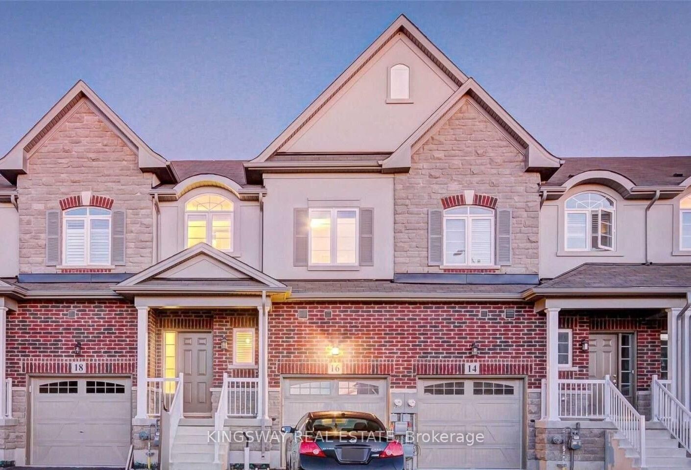 Property Photo:  16 Bradbury Road W  ON L8J 0L1 