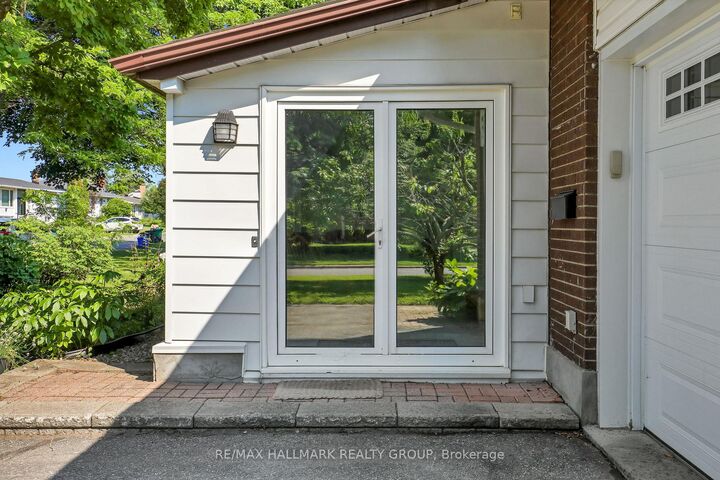 Photo de la propriété:  37 Lyall Street  ON K2E 5G7 