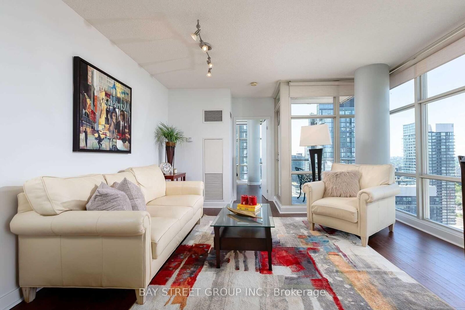 Property Photo:  35 Mariner Terrace 3703  ON M5V 3V9 