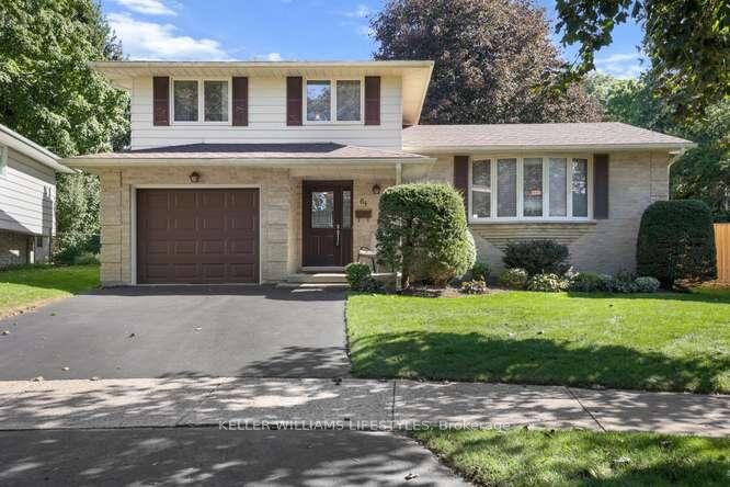 Property Photo: 64 Haliburton Crescent ON N6K 2Y9