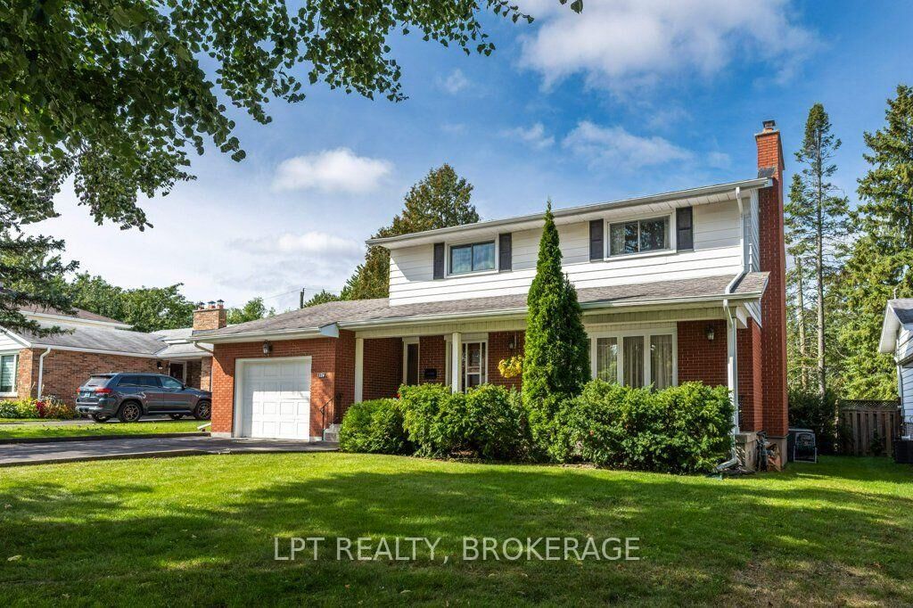 Photo de la propriété: 124 Campbell Crescent ON K7M 1Z5
