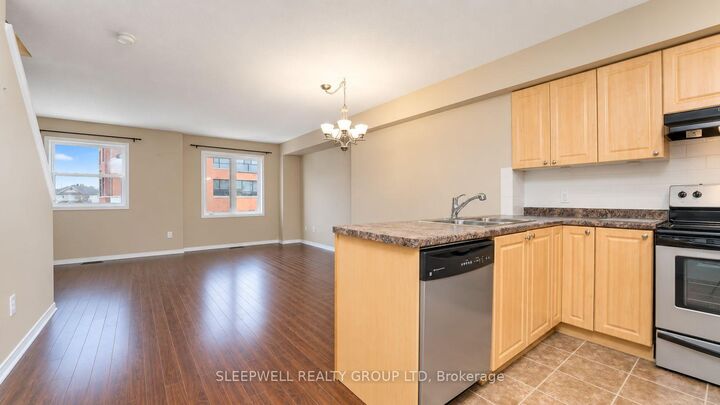 Property Photo:  231 Kennevale Drive  ON K2J 0C3 