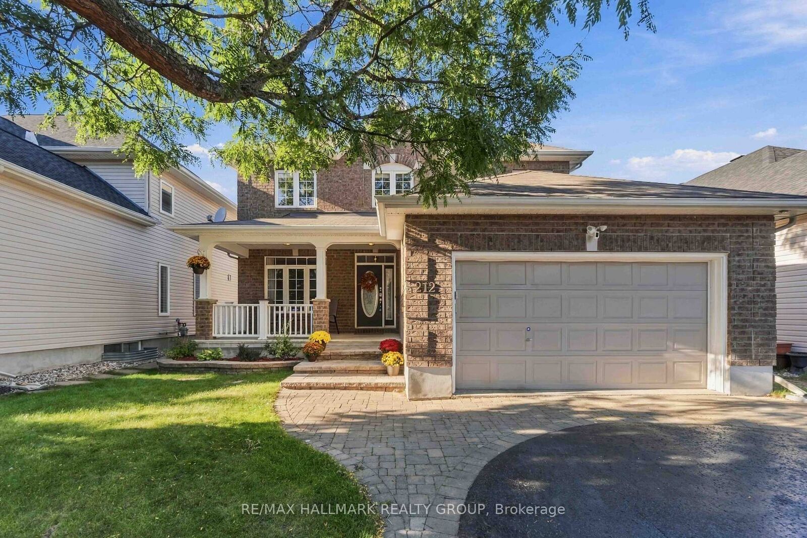 Property Photo:  212 Janet Way  ON K4A 5E1 
