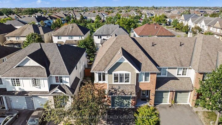 Photo de la propriété:  768 White Alder Avenue  ON K1T 0E9 