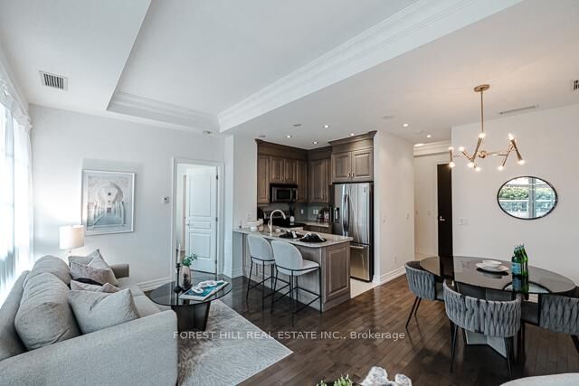 Property Photo:  20 Burkebrook Place 502  ON M4G 0A1 