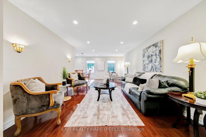 Property Photo:  48 Nanport Street  ON L6S 4A3 