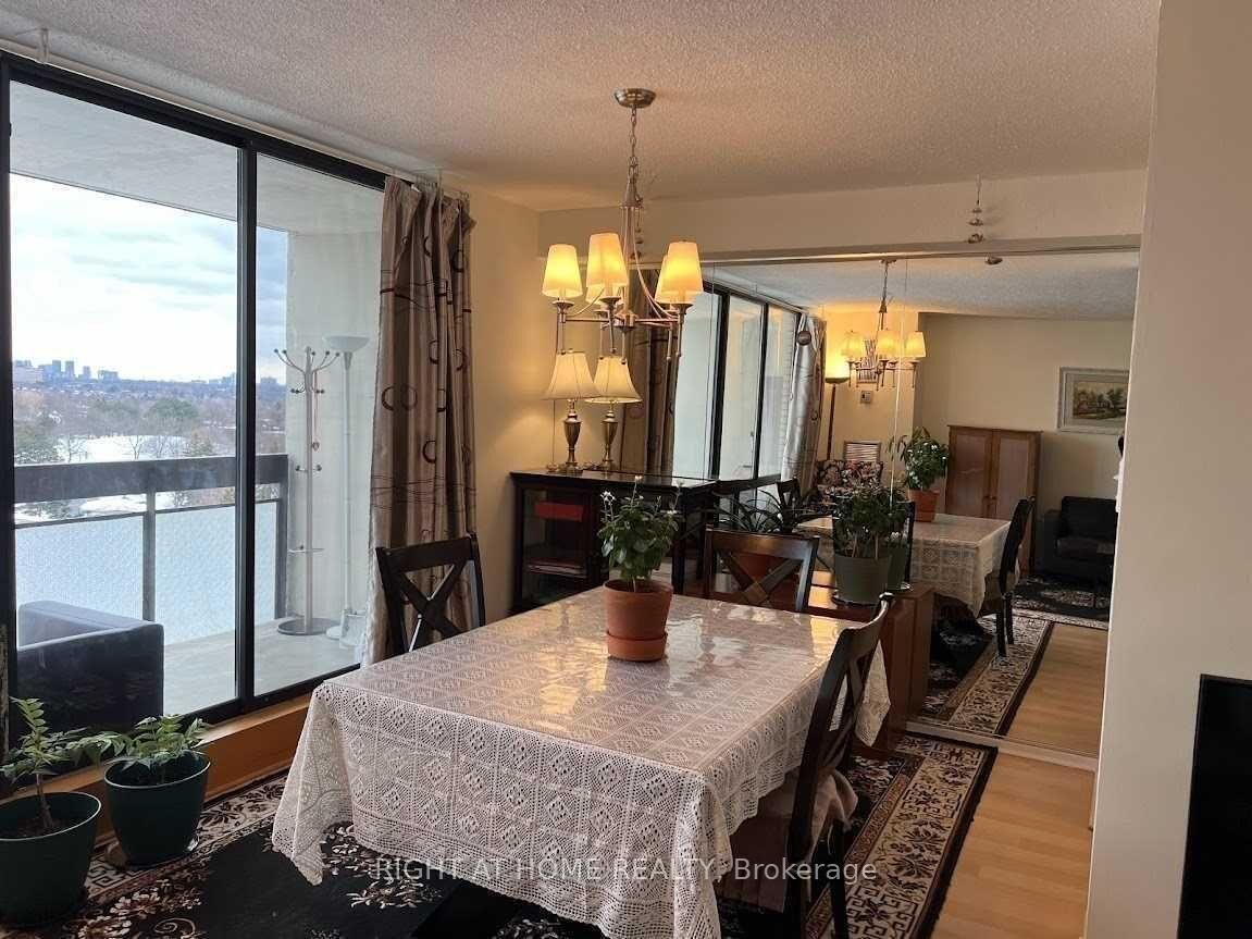 Property Photo:  177 Linus Road 1503  ON M2J 4S5 
