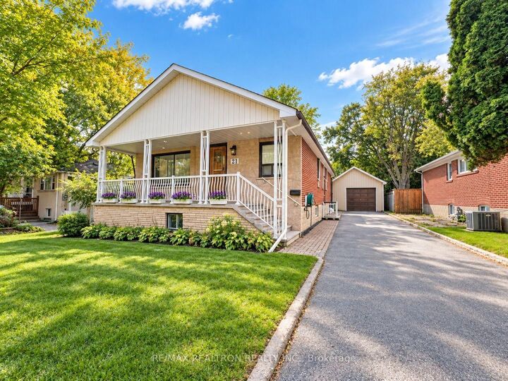 Property Photo:  21 Clark Avenue  ON L3T 1S4 