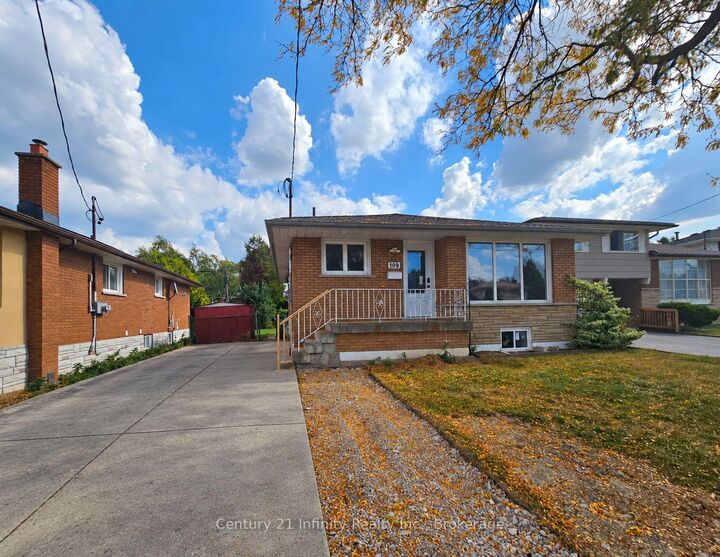 Property Photo:  109 Purdy Crescent 2  ON L9A 3B5 