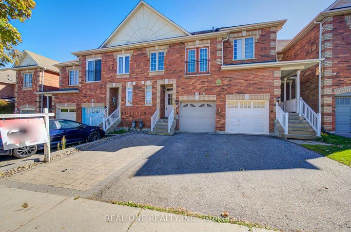 Property Photo: 15 Angelica Avenue ON L4S 2C6