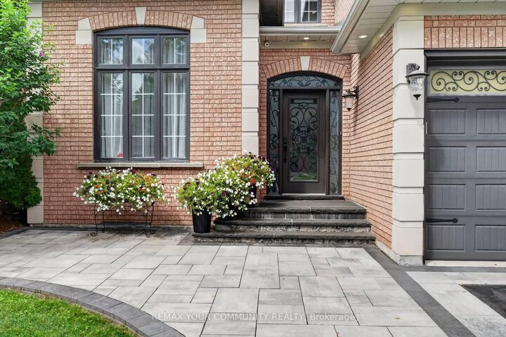 Property Photo:  786 Exceller Circle  ON L3X 1P5 