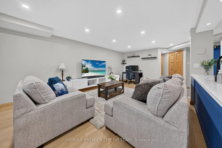 Photo de la propriété: 100 Arbors Lane 404 ON L4L 7G4