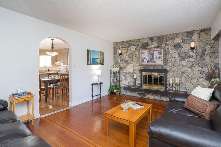 Property Photo:  3155 Earl Grey St  BC V9A 1X1 