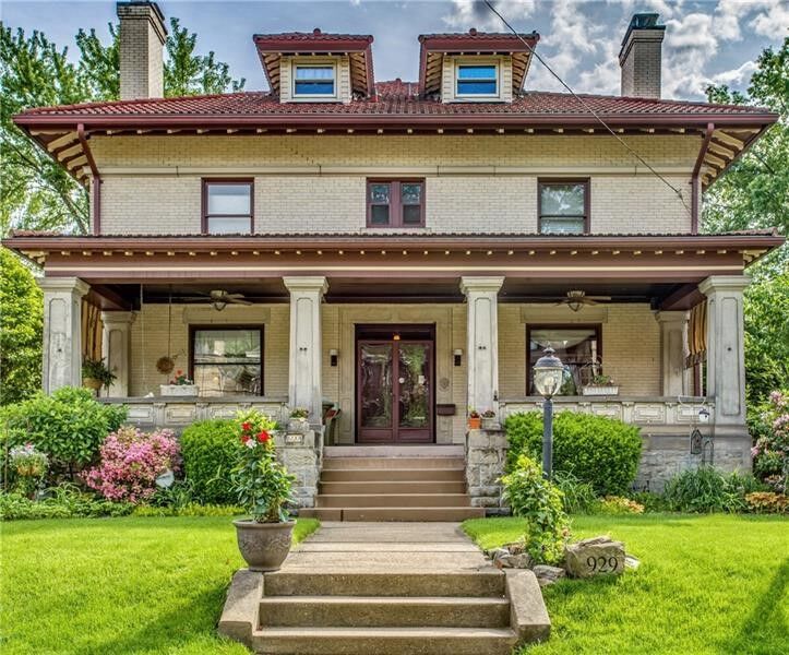 Property Photo: 929 S Trenton Ave PA 15221