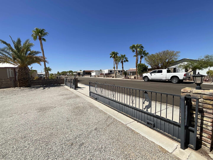 Property Photo:  13817 E 49 Lane  AZ 85367 