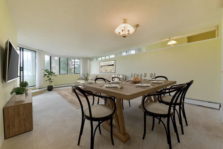 Property Photo:  1442 Foster Street 407  BC V4B 3X7 