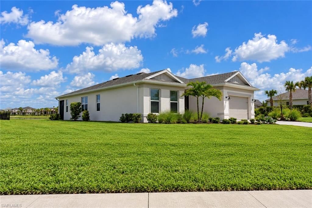 Property Photo:  44348 Kelly Dr  FL 33982 