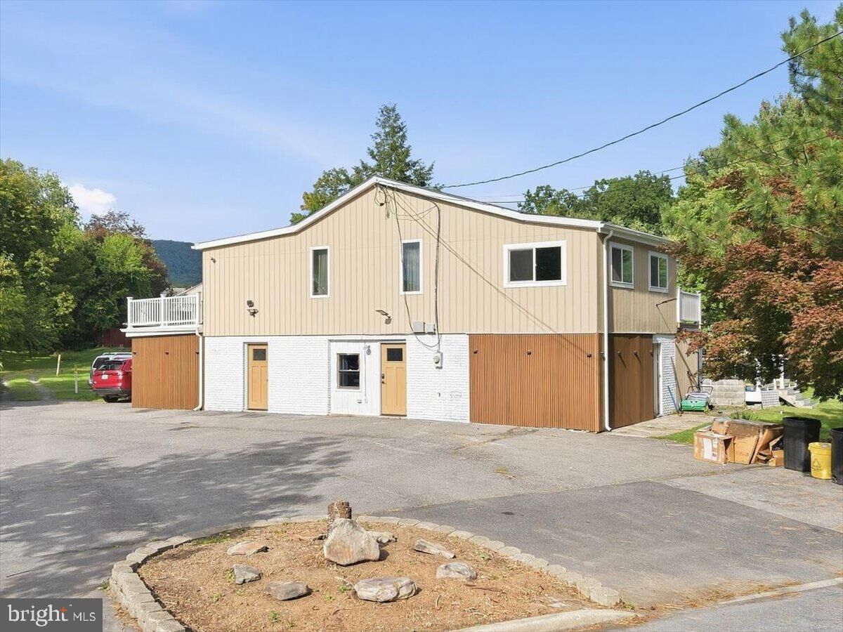 Property Photo:  136 E West Street  PA 18091 