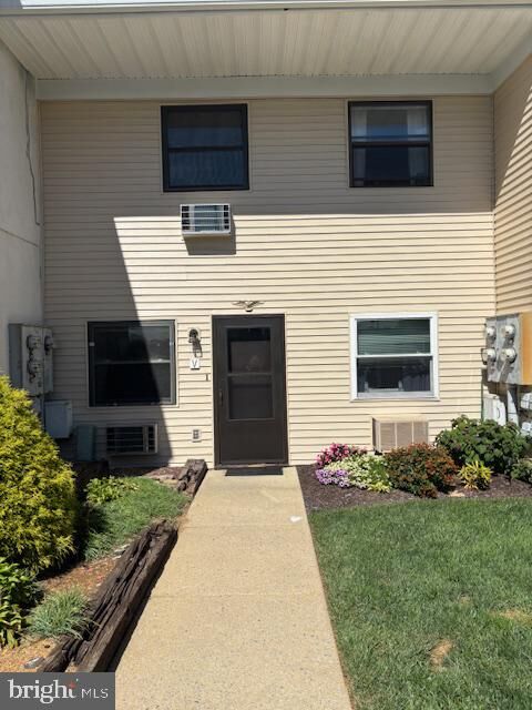 Property Photo:  1334 W Wyomissing Boulevard V  PA 19609 