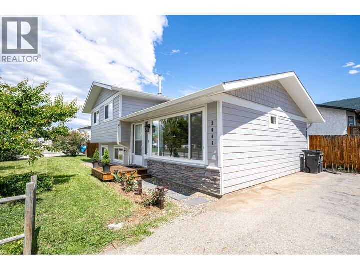 Property Photo:  2003 13 Street  BC V1T 3T1 