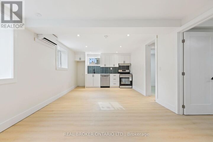 Property Photo:  120 Thorold Road 3  ON L3C 3V3 