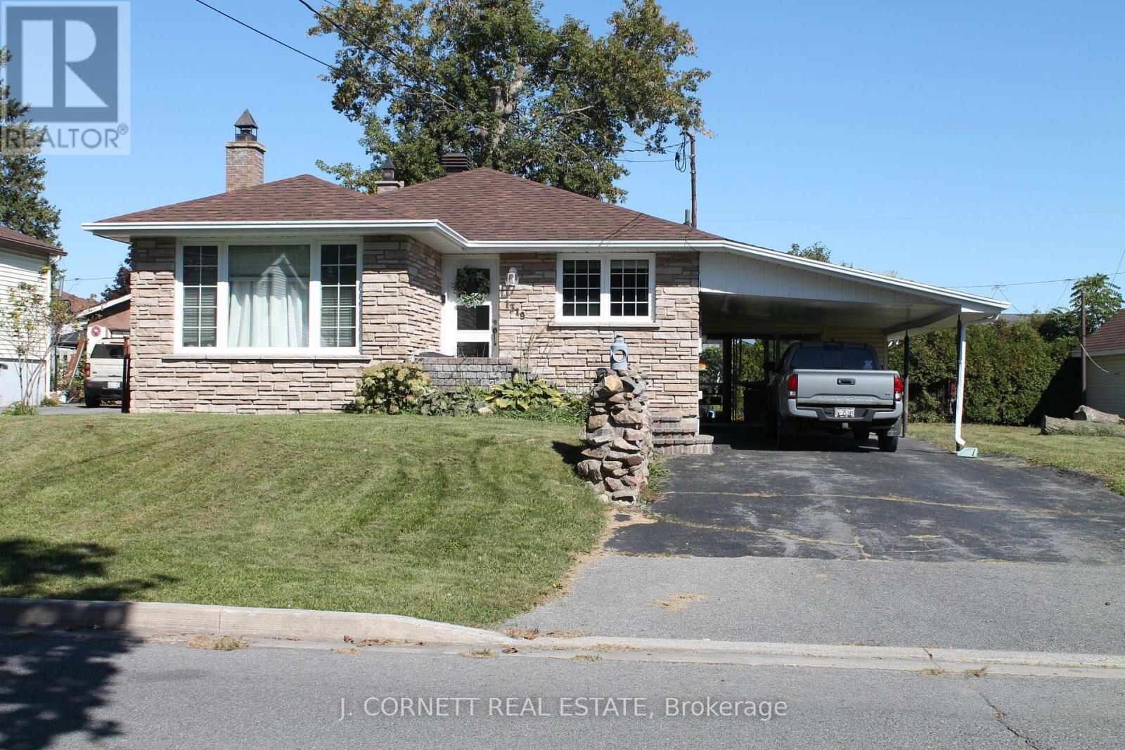 Property Photo: 1319 Notre Dame Street ON K6J 4Y9