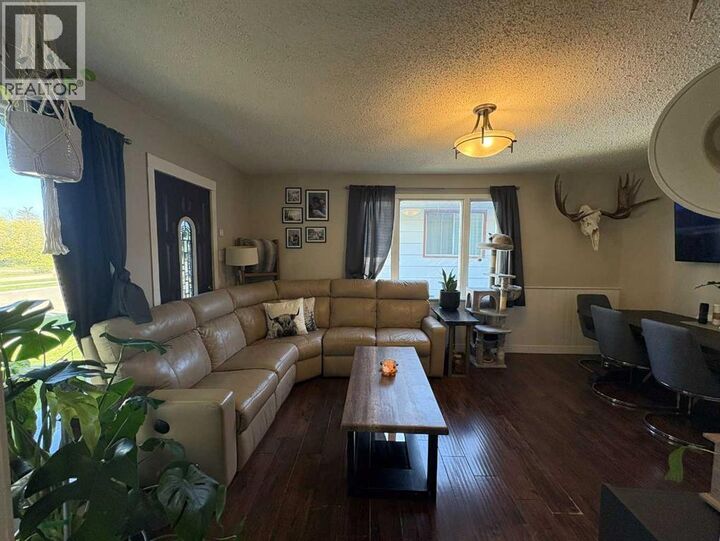 Property Photo:  4705 49 Street  SK S9V 0L9 