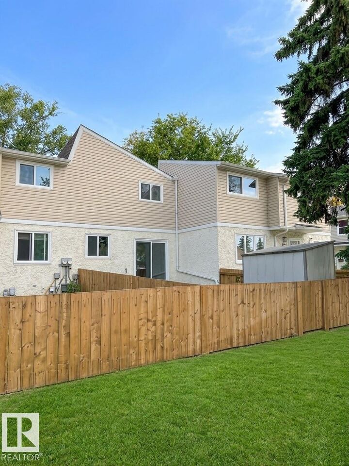 Property Photo: 9G Clareview Village NW AB T5A 3P2