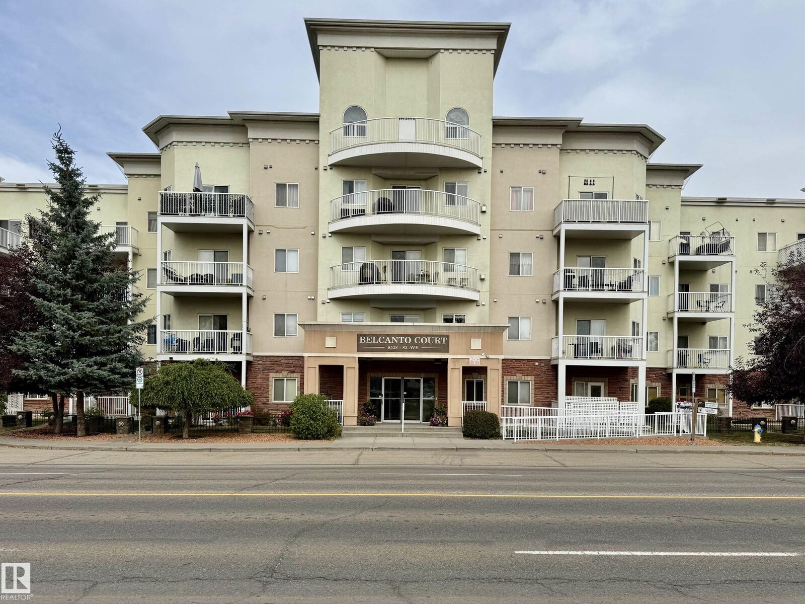 Property Photo:  8528 82 Avenue NW 203  AB T6C 0Y8 