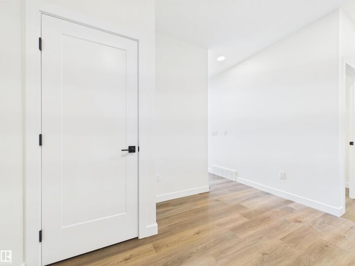 Property Photo:  149 Ficus Way  AB T8L 1X8 
