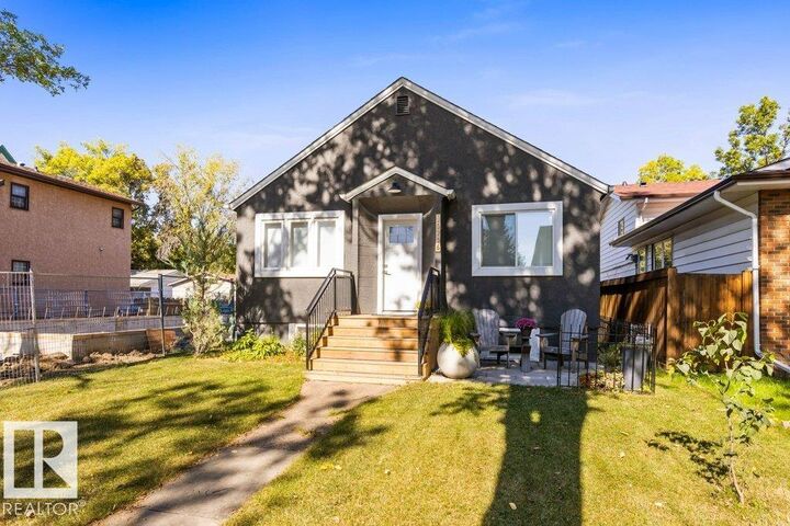 Property Photo:  10706 75 Avenue NW  AB T6E 1J9 