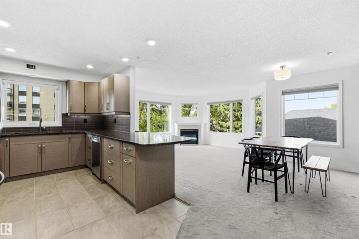Property Photo: 8909 100 Street NW 309 AB T6E 6T4