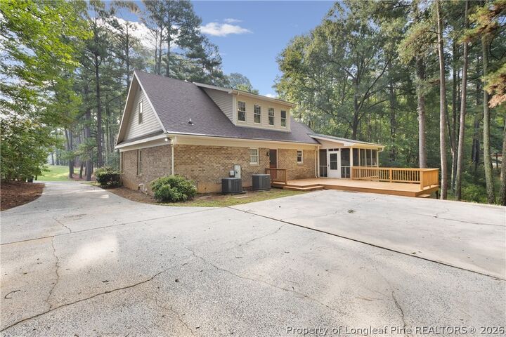 Property Photo:  1811 Columbine Road  NC 27330 