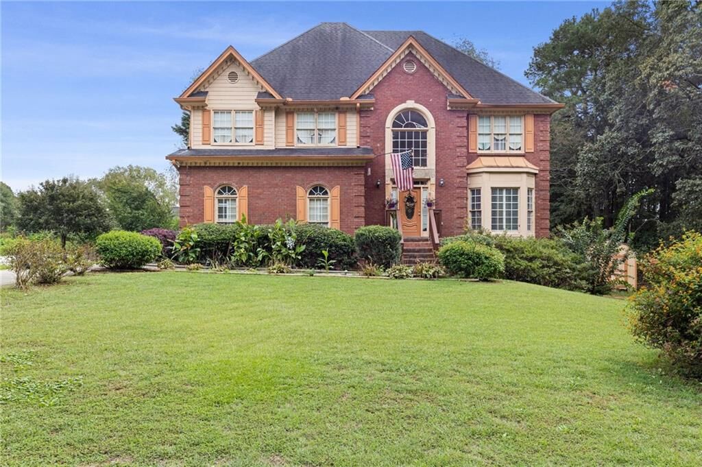 Property Photo: 605 Ozora Road GA 30052