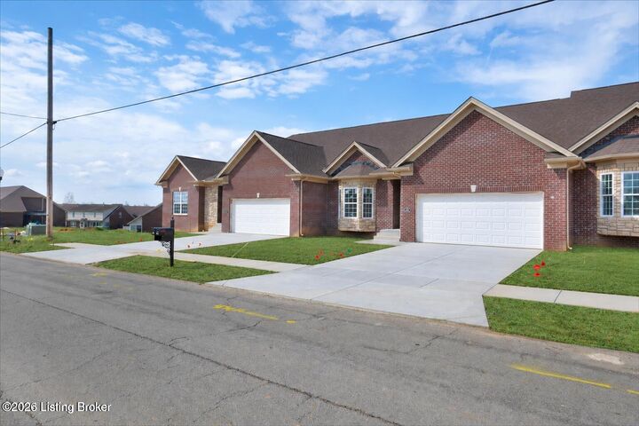Property Photo: 310 Christman Ln B KY 40165