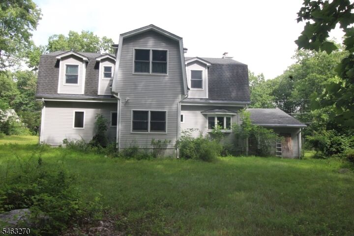 Property Photo:  24 Hillside Rd  NJ 07866 