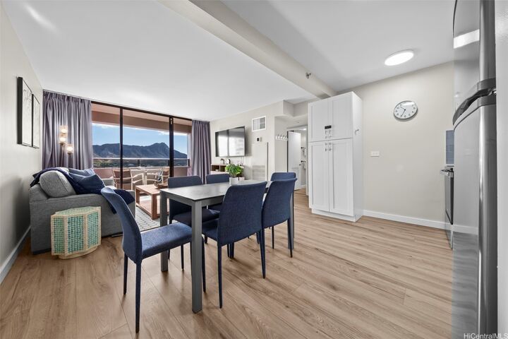 Property Photo:  229 Paoakalani Avenue 2114  HI 96815 