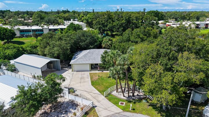 Property Photo: 3716 46th Avenue Drive W FL 34210