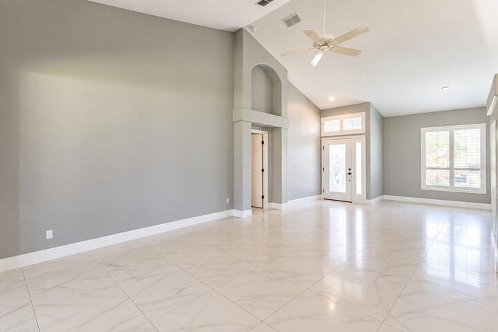 Property Photo:  4465 Fairway Oaks Drive  FL 33860 