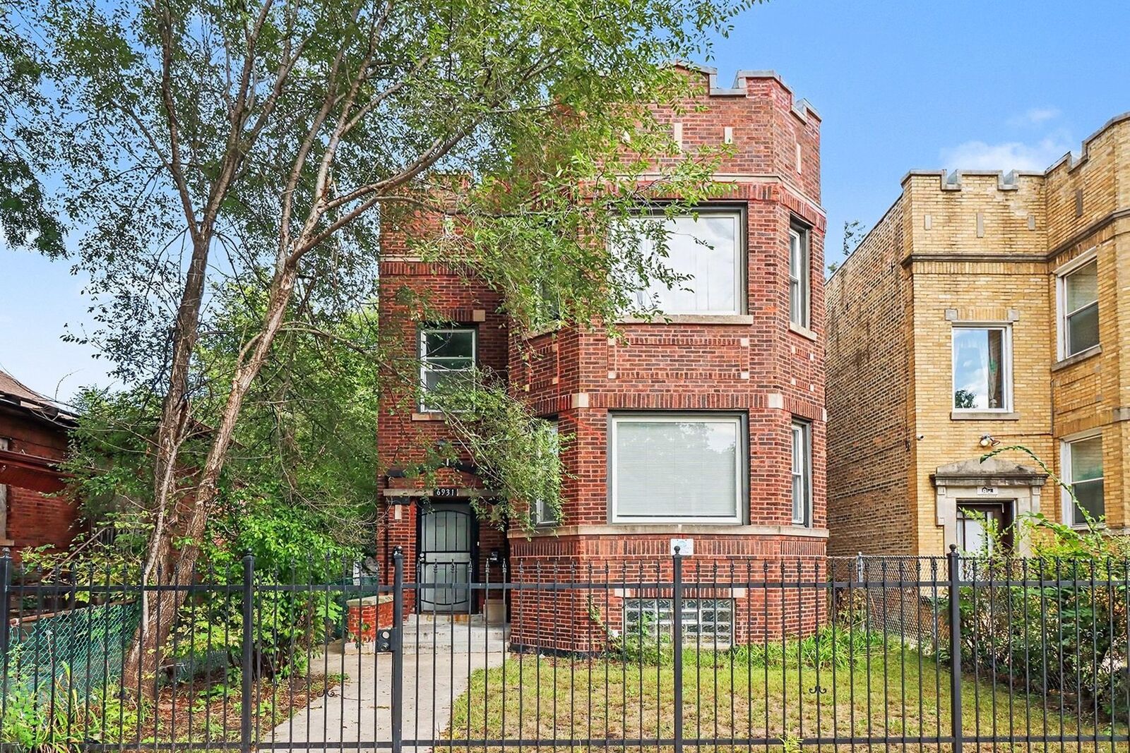 Property Photo:  6931 S Woodlawn Avenue  IL 60637 